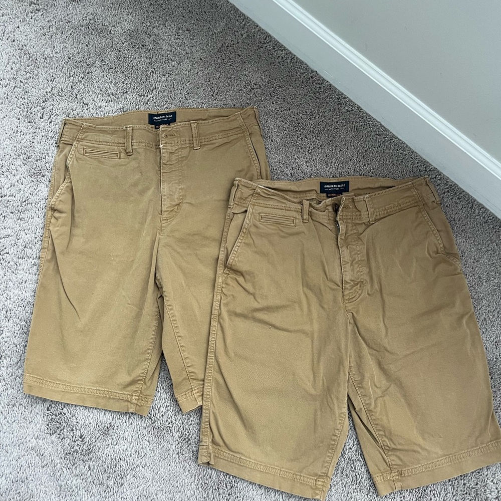 American Eagle Outfitters Men’s Tan Flat Front Shorts